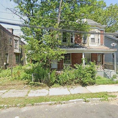 33 Christoph Ave, Trenton, NJ 08618