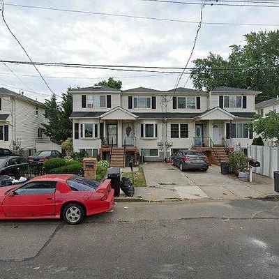 33 Newark Ave, Staten Island, NY 10302