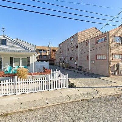 330 42 Nd St S #A07, Brigantine, NJ 08203