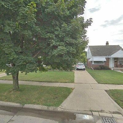 3353 Merrick St, Dearborn, MI 48124