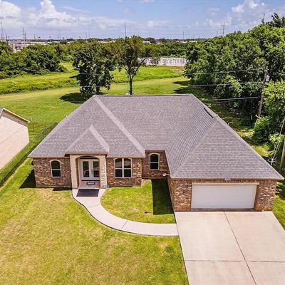 3420 3 Rd Ave N, Texas City, TX 77590