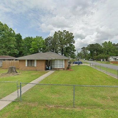 3479 Van Buren St, Baker, LA 70714