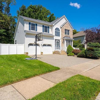 43 Putnam Rd, Monmouth Junction, NJ 08852