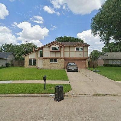 443 Oakdale Dr, Stafford, TX 77477