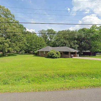 4471 Yvonne Dr, Baker, LA 70714