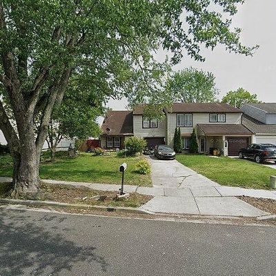 46 Fomalhaut Ave, Blackwood, NJ 08012