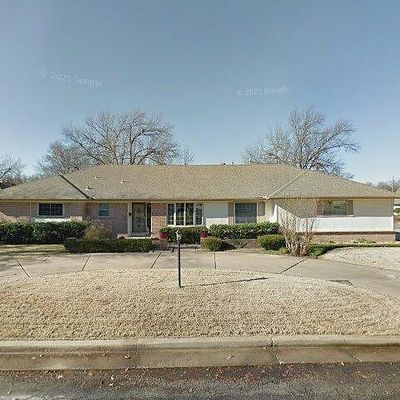 4610 S Lakewood Ave, Tulsa, OK 74135