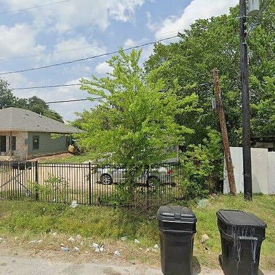 4633 Briscoe St, Houston, TX 77051