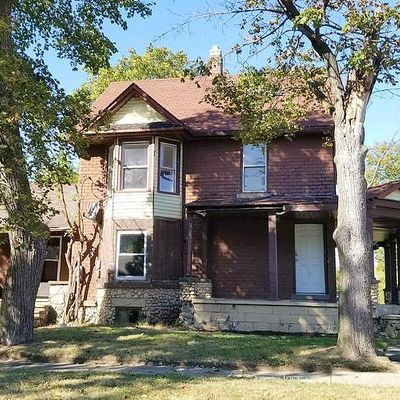 40 Mariva St, Pontiac, MI 48342