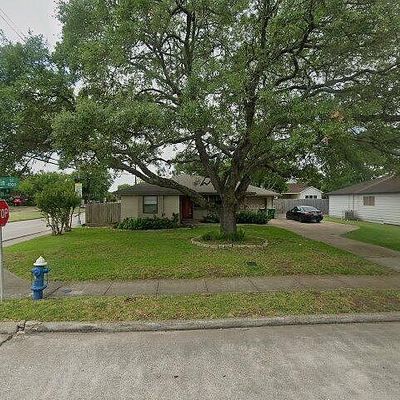 4001 Woodfin St, Houston, TX 77025