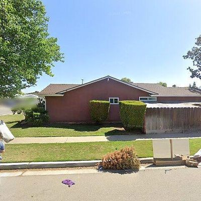 402 N Marion Ave, Fresno, CA 93727