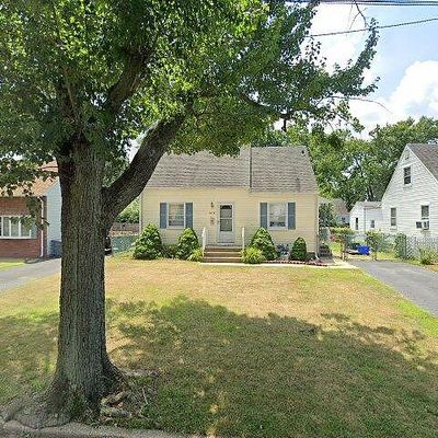 404 Edgeworth St, Middlesex, NJ 08846