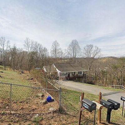 405 Cedar Ct, Church Hill, TN 37642