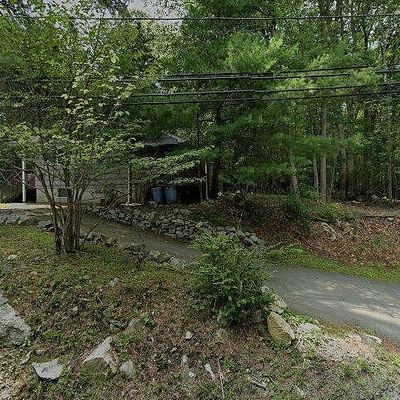 408 Maxim Dr, Andover, NJ 07821