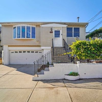 410 5 Th St, Carlstadt, NJ 07072