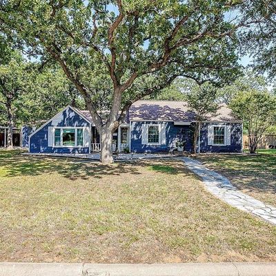 412 Hassett Ave, River Oaks, TX 76114