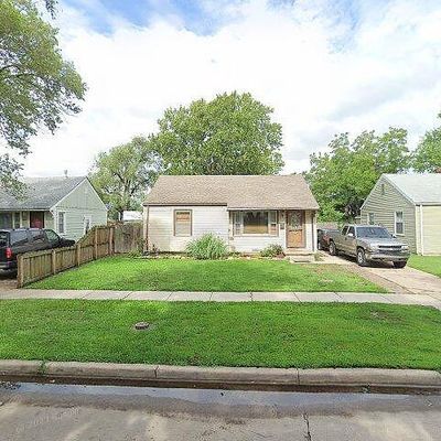 421 N Glenn St, Wichita, KS 67203