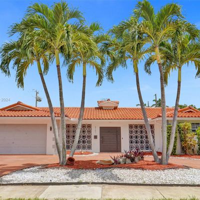 5131 Tyler St, Hollywood, FL 33021