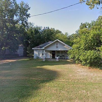 516 Quitman St, Pittsburg, TX 75686