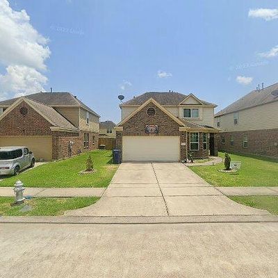 5310 El Tigre Ln, Baytown, TX 77521