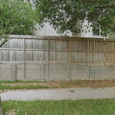 5315 Avenue J, Houston, TX 77011