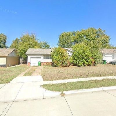 5321 Vicki St, Haltom City, TX 76117