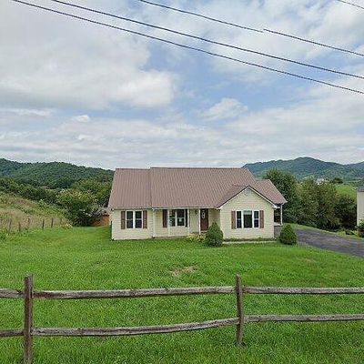 536 Grannys Rd, Pounding Mill, VA 24637