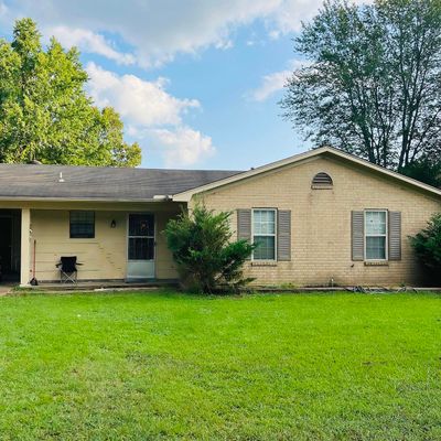 5491 Adams Cir, Horn Lake, MS 38637