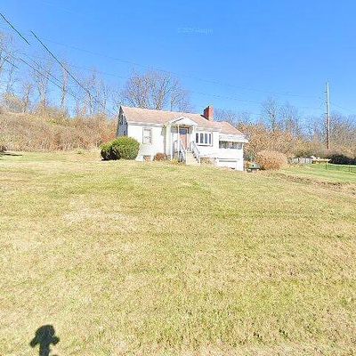 551 Clifton Rd, Bethel Park, PA 15102