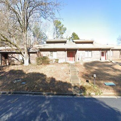 5562 Circlestone Ln, Stone Mountain, GA 30088