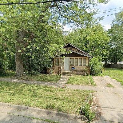 56 Summit St, Pontiac, MI 48342