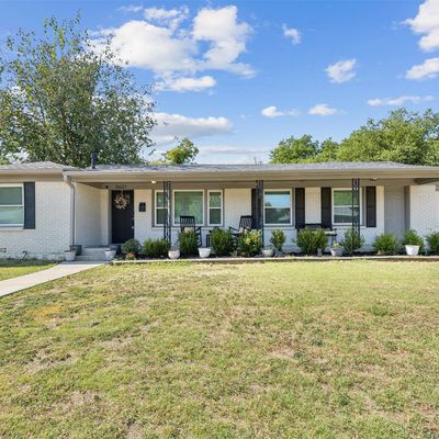 5621 Fursman Ave, Fort Worth, TX 76114