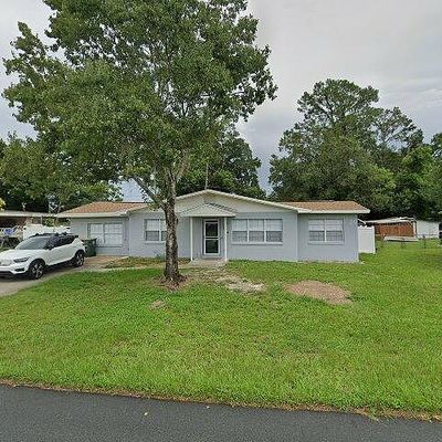 568 Wisteria Ave, Umatilla, FL 32784