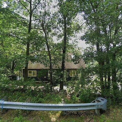 49 Pillsbury Rd, Londonderry, NH 03053