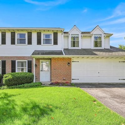 490 Philmont Dr, Lancaster, PA 17601