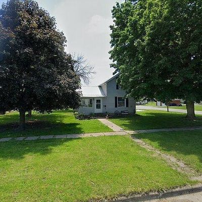 497 W Washington St, Marengo, IA 52301