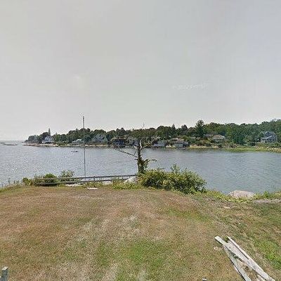 5 Rollwood Dr, Guilford, CT 06437