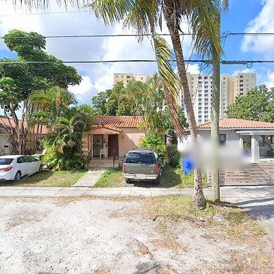 50 Nw 40 Th Ct, Miami, FL 33126