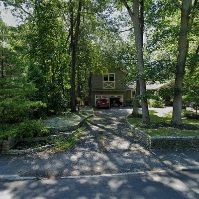 501 Pines Lake Dr E, Wayne, NJ 07470