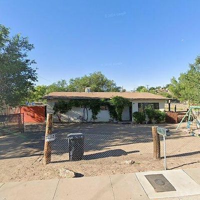 5028 Glendale Rd Nw, Albuquerque, NM 87105