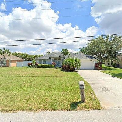 5031 Agualinda Blvd, Cape Coral, FL 33914