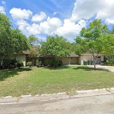 505 Avenue E, Victoria, TX 77901