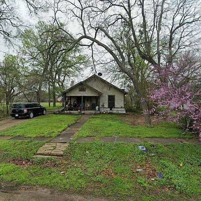 505 Highland Ave, Wills Point, TX 75169