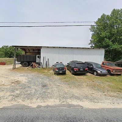 5081 Burton Rd, Thomasville, NC 27360