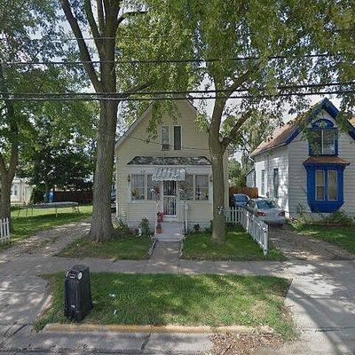 512 E Pleasant St, Belvidere, IL 61008