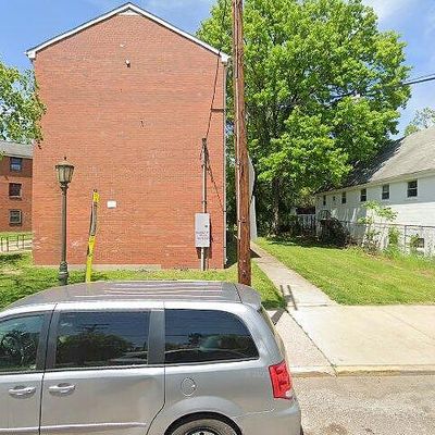 63 Locust St, Mc Kees Rocks, PA 15136