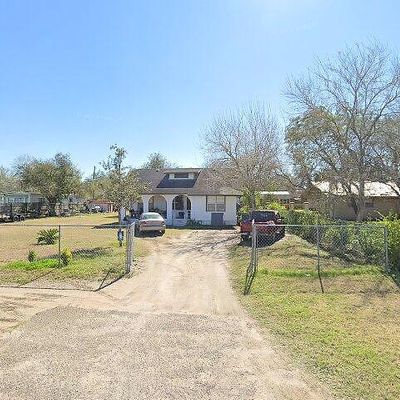 633 E De Soto Ave, Alamo, TX 78516