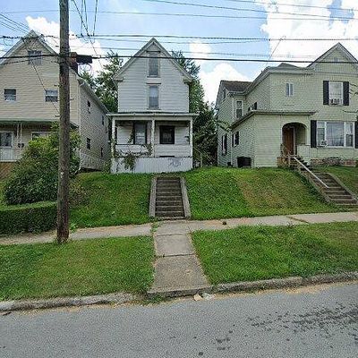 650 Broad St, Washington, PA 15301