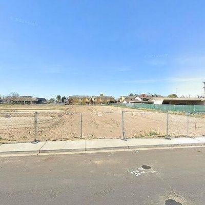 665 N Lincoln Ave, Manteca, CA 95336