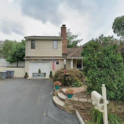 667 Mckinley Ave, Township Of Washington, NJ 07676